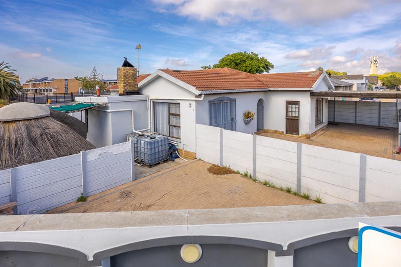 To Let 4 Bedroom Property for Rent in Windsor Park Western Cape